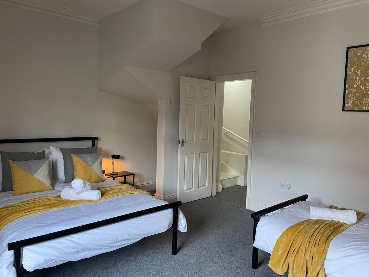 Thornton - Stylish 3 Bed Terraced House With Free Parking Villa Darlington  Exteriör bild